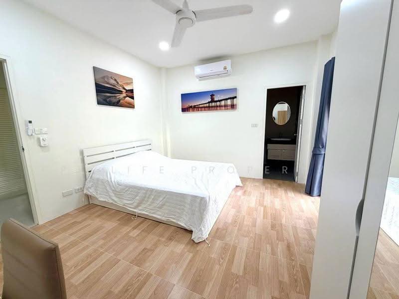 7R1079 Pool villa for rent 4 bedroom 3 bathroom 125,000/month at rawai have fully furnished, phuket, Rawai, Muang Phuket, Phuket, 4 Bedrooms, 300 sqm, Villa For Rent, by PK LIFE Property, 500522655 - DDproperty.com