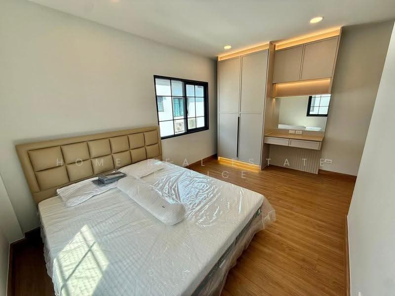 Centro Bangna Phase 2, Samut Prakan, Bang Kaeo, Bang Plee, Samut Prakan, 4 Bedrooms, 250 sqm, Single Detached House For Rent, by HOME Real Estate Service, 500522687 - DDproperty.com