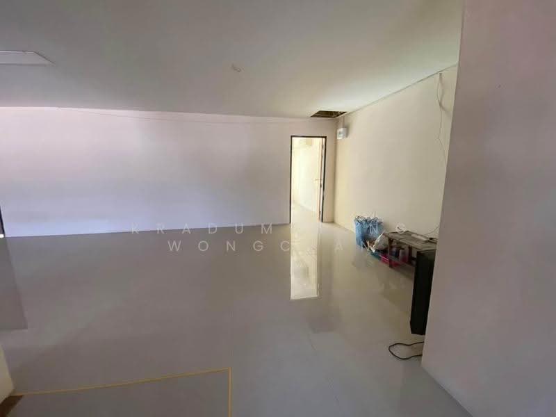 5-BR Townhouse, Chon Buri (Pattaya), Na Kloe, Bang Lamung (Pattaya), Chon Buri (Pattaya), 5 Bedrooms, 377 sqm, Townhouse For Rent, by Kradumthong Wongchan, 500522732 - DDproperty.com
