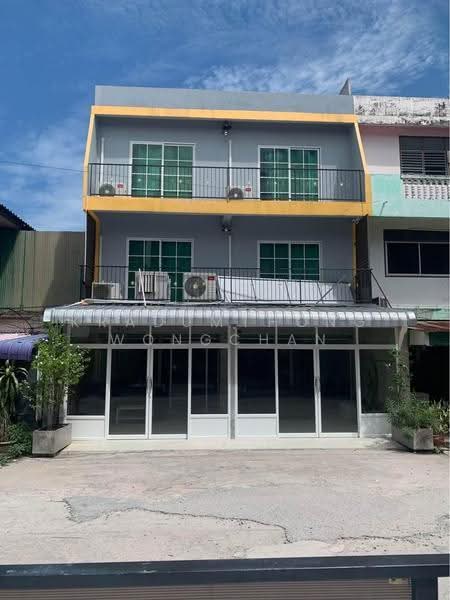 5-BR Townhouse, Chon Buri (Pattaya), Na Kloe, Bang Lamung (Pattaya), Chon Buri (Pattaya), 5 Bedrooms, 377 sqm, Townhouse For Rent, by Kradumthong Wongchan, 500522732 - DDproperty.com