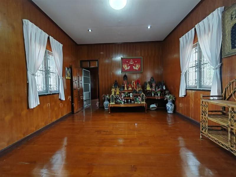 บ้านเดี่ยว 2 ชั้น 1 ไร่ 69 ตร.ว. บ้านเดี่ยว ใกล้ตลาดหลักชัย ถนนเพชรเกษม, Nakhon Pathom, ถนนเพชรเกษม, Don Yai Hom, Muang Nakhon Pathom, Nakhon Pathom, 4 Bedrooms, 800 sqm, Single Detached House For Sale, by คุณ กันตภณ จักกาวิรักษ์ (บอย), 500522733 - DDproperty.com