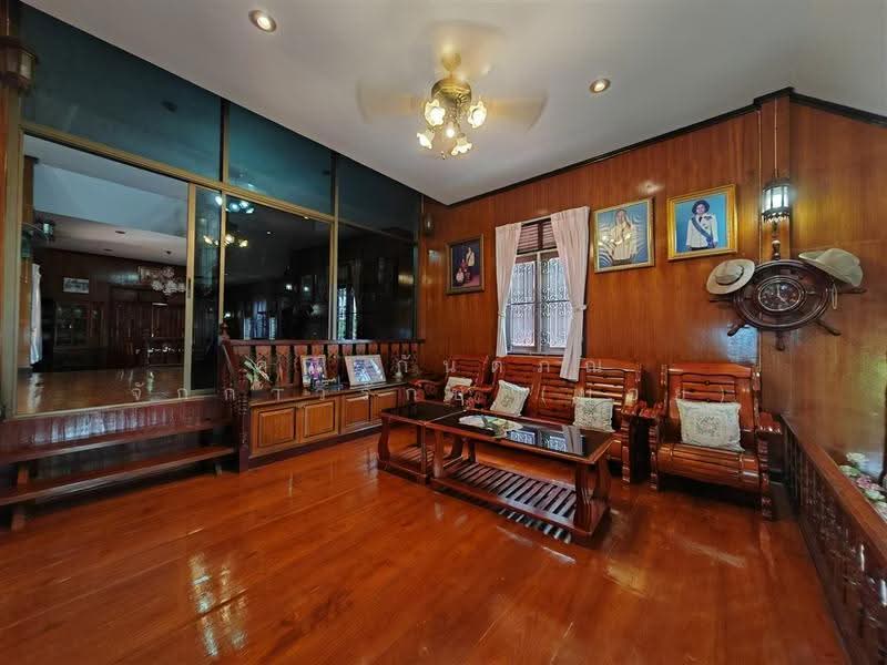 บ้านเดี่ยว 2 ชั้น 1 ไร่ 69 ตร.ว. บ้านเดี่ยว ใกล้ตลาดหลักชัย ถนนเพชรเกษม, Nakhon Pathom, ถนนเพชรเกษม, Don Yai Hom, Muang Nakhon Pathom, Nakhon Pathom, 4 Bedrooms, 800 sqm, Single Detached House For Sale, by คุณ กันตภณ จักกาวิรักษ์ (บอย), 500522733 - DDproperty.com
