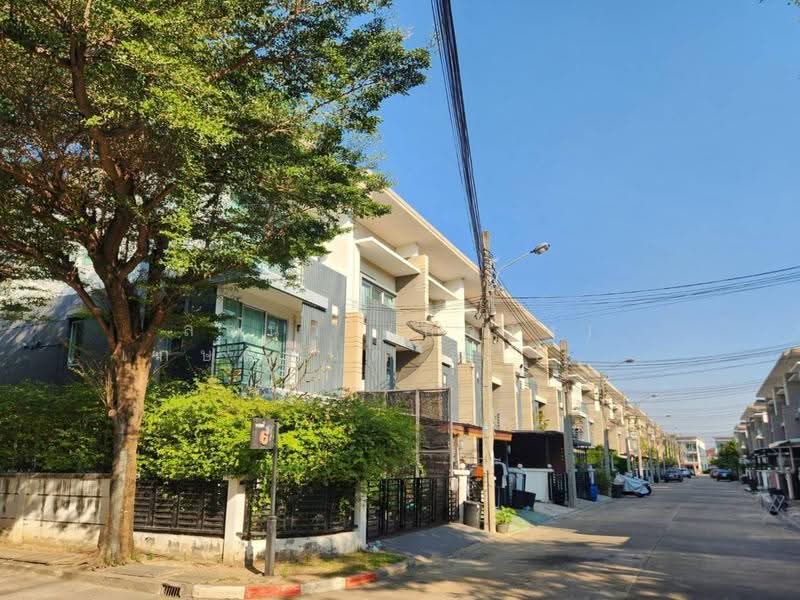 Townplus Prachauthit, Bangkok, Prachauthit Road, Thung Khru, Bangkok, 3 Bedrooms, 163 sqm, Townhouse For Sale, by Lalana (Kwang) Kashemsanta, 500522748 - DDproperty.com