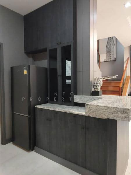 The Gentry Sukhumvit 101, Bangkok, Soi Sukhumvit 101, Sukhumvit Road, Bang Chak, Phra Khanong, Bangkok, 4 Bedrooms, 361 sqm, Single Detached House For Sale, by NTG Property House Co.,Ltd., 500522750 - DDproperty.com