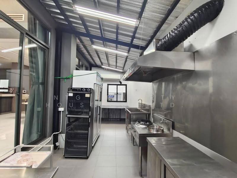 The Gentry Sukhumvit 101, Bangkok, Soi Sukhumvit 101, Sukhumvit Road, Bang Chak, Phra Khanong, Bangkok, 4 Bedrooms, 361 sqm, Single Detached House For Sale, by NTG Property House Co.,Ltd., 500522750 - DDproperty.com