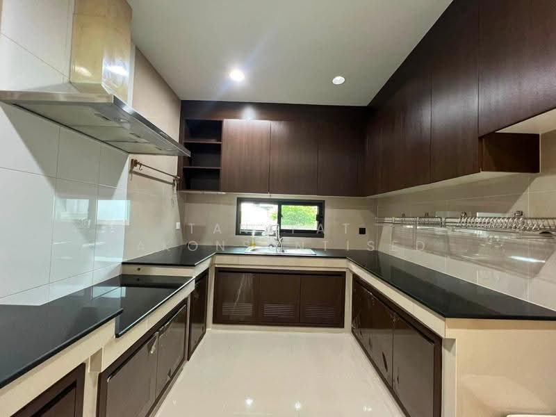 Setthasiri Krungthep Kreetha, Bangkok, Krungthep Kreetha Road, Hua Mak, Bang Kapi, Bangkok, 4 Bedrooms, 260 sqm, Single Detached House For Rent, by Tanapat Sakonsontised, 500522780 - DDproperty.com