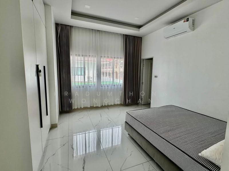 Chokchai Village 9, Chon Buri (Pattaya), Bang Lamung, Bang Lamung (Pattaya), Chon Buri (Pattaya), 5 Bedrooms, 280 sqm, Townhouse For Rent, by Kradumthong Wongchan, 500522781 - DDproperty.com