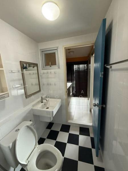 Dcondo Sathupradit 49, Bangkok, Soi Sathupradit 49 Sathupradit Road, Bang Pong Pang, Yan Nawa, Bangkok, Studio, 30 sqm, Condo For Sale, by Amwika Karoonsombat, 500522783 - DDproperty.com