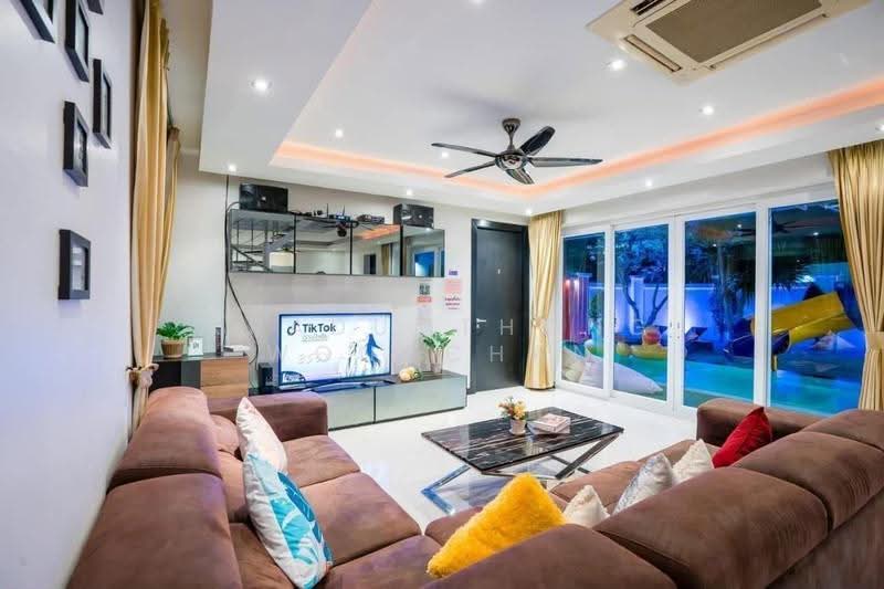 undefined, Chon Buri (Pattaya), Nong Pru, Bang Lamung (Pattaya), Chon Buri (Pattaya), 5 Bedrooms, 344 sqm, Villa For Rent, by Kradumthong Wongchan, 500522791 - DDproperty.com