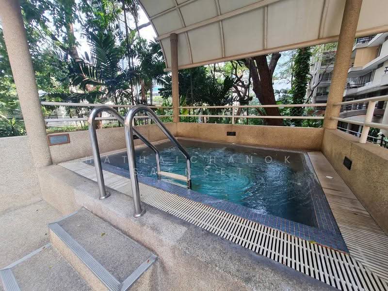 Krystal Court, Bangkok, 23 Soi Sukhumvit 7, Khlongtoei Nua, Watthana, Bangkok, 2 Bedrooms, 166 sqm, Condo For Rent, by Hathaichanok Saenset, 500522816 - DDproperty.com