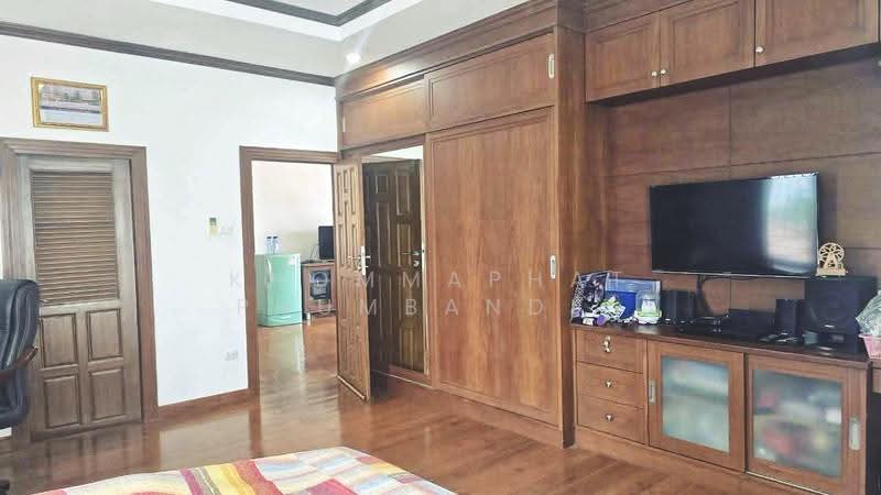 ขายบ้านสร้างเอง 233.4 ตร.ว. ถนนฮ่องลี รอบเวียง เชียงราย 18.9 ล้าน, เชียงราย, รอบเวียง, เมืองเชียงราย, เชียงราย, 600 ตร.ม., บ้านเดี่ยว ขาย, โดย Khommaphat Phumbandit, 500522824 - DDproperty.com
