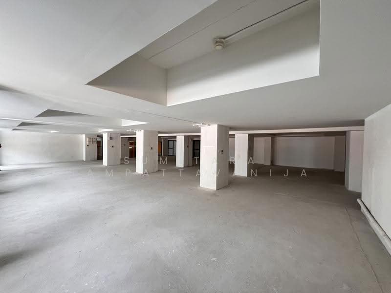พื้นที่ให้เช่า ลาดพร้าว : Space for rent Lat Phrao, กรุงเทพ, จอมพล, จตุจักร, กรุงเทพ, 230 ตร.ม., พื้นที่ขายของ ให้เช่า, โดย Sumitara Sampattavanija, 500522827 - DDproperty.com