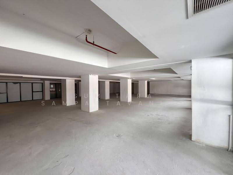 พื้นที่ให้เช่า ลาดพร้าว : Space for rent Lat Phrao, กรุงเทพ, จอมพล, จตุจักร, กรุงเทพ, 230 ตร.ม., พื้นที่ขายของ ให้เช่า, โดย Sumitara Sampattavanija, 500522827 - DDproperty.com