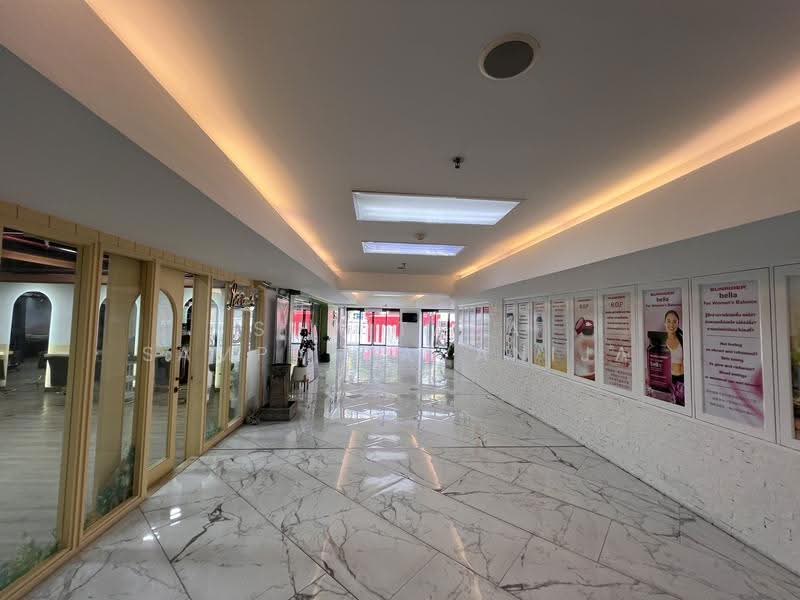 Space for rent Lat Phrao, Bangkok, Jom Phon, Chatuchak, Bangkok, , 230 sqm, Retail Space For Rent, by Sumitara Sampattavanija, 500522827 - DDproperty.com