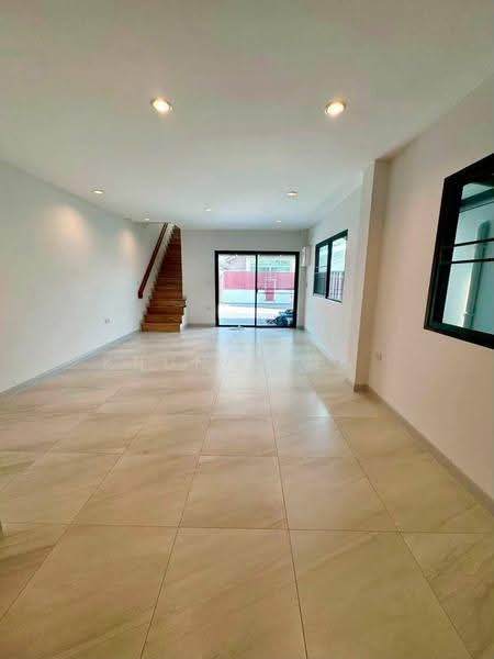 Modern Luxury 3-Storey Home Office / Twin House for Rent(SPSMG189), Bangkok, ลาดพร้าว 87 แยก 28, Khlong Chaokhun Sing, Wang Thonglang, Bangkok, , 175 sqm, Shophouse For Rent, by Khun Ming, 500522859 - DDproperty.com