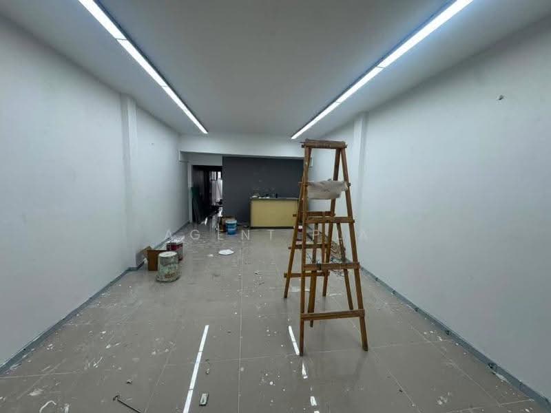 3.5-Story Commercial Building for Rent near Mengjai Intersection (SPSAD4151), Bangkok, Samsen Nok, Huai Khwang, Bangkok, , 308 sqm, Shophouse For Rent, by Agent Pla, 500522885 - DDproperty.com