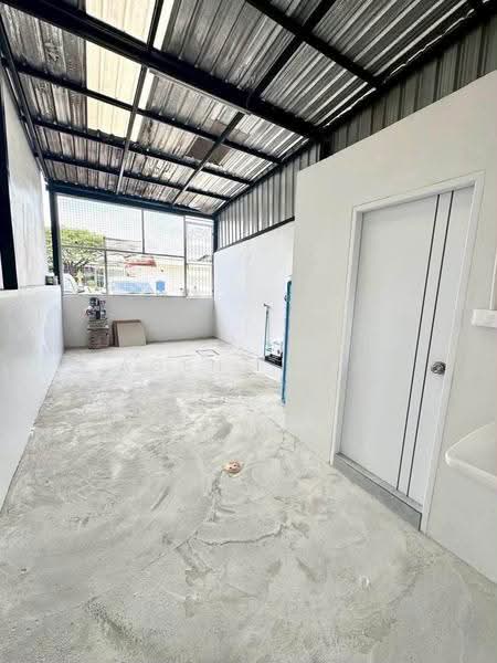 3.5-Story Commercial Building for Rent near Mengjai Intersection (SPSAD4151), Bangkok, Samsen Nok, Huai Khwang, Bangkok, , 308 sqm, Shophouse For Rent, by Agent Pla, 500522885 - DDproperty.com