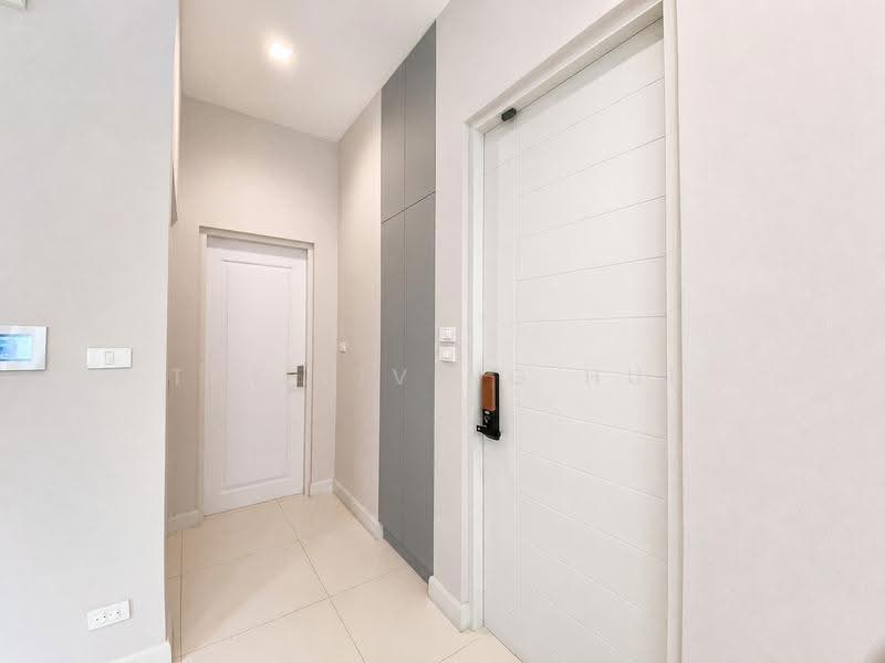 Bangkok Boulevard Sathorn-Pinklao 2, nonthaburi, Bang Kruai-Chong Thanom Road, Mahasawat, Bang Kruai, Nonthaburi, 4 Bedrooms, 248 sqm, Single Detached House For Sale, by THE LIVING HUB, 500522979 - DDproperty.com