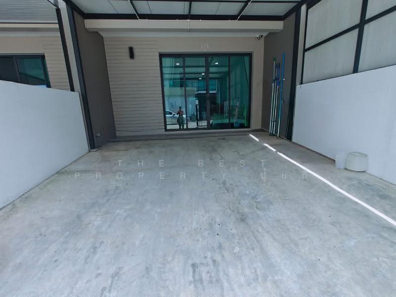 PATIO Ladkrabang-Motorway : พาทิโอ ลาดกระบัง-มอเตอร์เวย์, กรุงเทพ, ถ.หลวงแพ่ง, ทับยาว, ลาดกระบัง, กรุงเทพ, 100 ตร.ม., ทาวน์เฮ้าส์ ขาย, โดย The Best Property ปุ้ยกี้, 500522990 - DDproperty.com