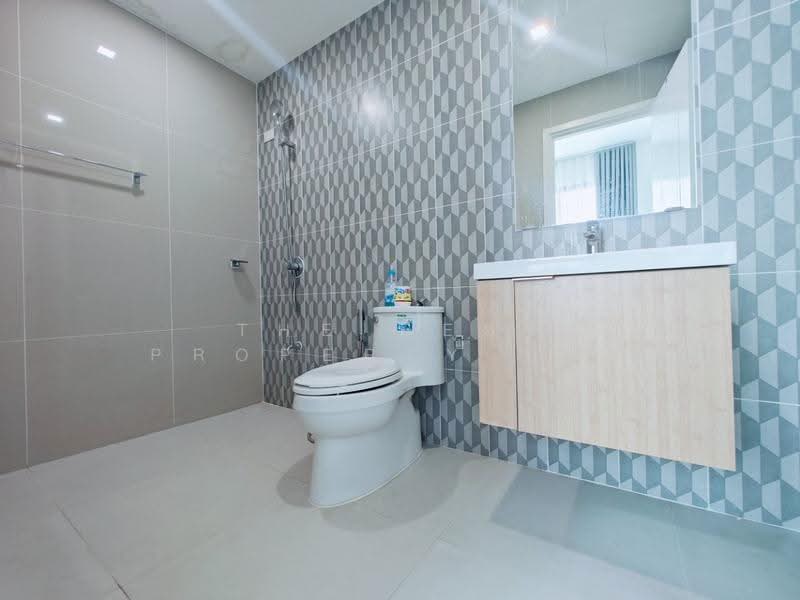 PATIO Ladkrabang-Motorway, Bangkok, Luang Phaeng Rd, Thab Yao, Lat Krabang, Bangkok, 3 Bedrooms, 100 sqm, Townhouse For Sale, by The Best Property ปุ้ยกี้, 500522990 - DDproperty.com