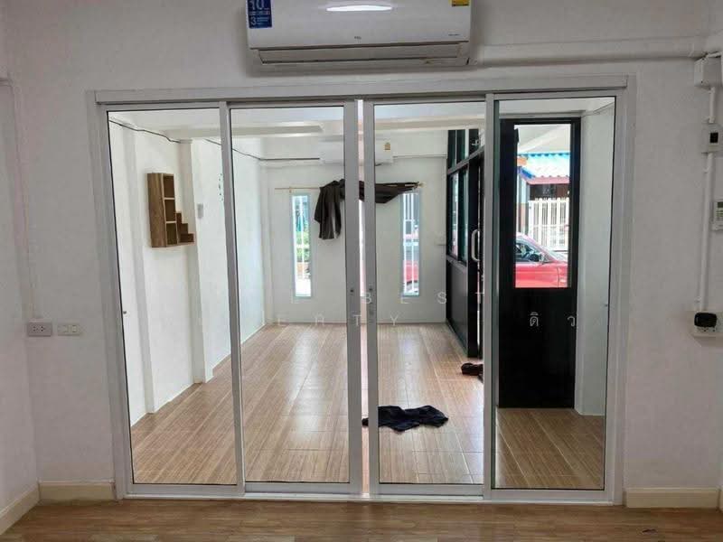 ทาวน์เฮ้าส์บางปะอิน พระนครศรีอยุธยา, Phra Nakhon Si Ayutthaya, Sam Ruan, Bang Pa-In, Phra Nakhon Si Ayutthaya, 3 Bedrooms, 150 sqm, Townhouse For Sale, by The Best Property   ดิว, 500523011 - DDproperty.com
