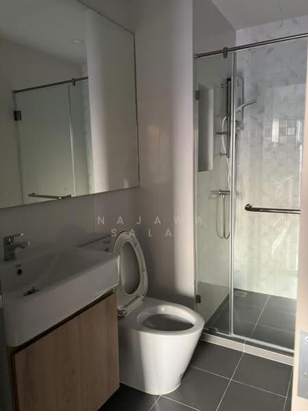 Chewathai Pinklao, Bangkok, Arun Amarin Road, Bang Yi Khan, Bang Phlat, Bangkok, 1 Bedroom, 29 sqm, Condo For Sale, by Najawa Salae, 500523037 - DDproperty.com