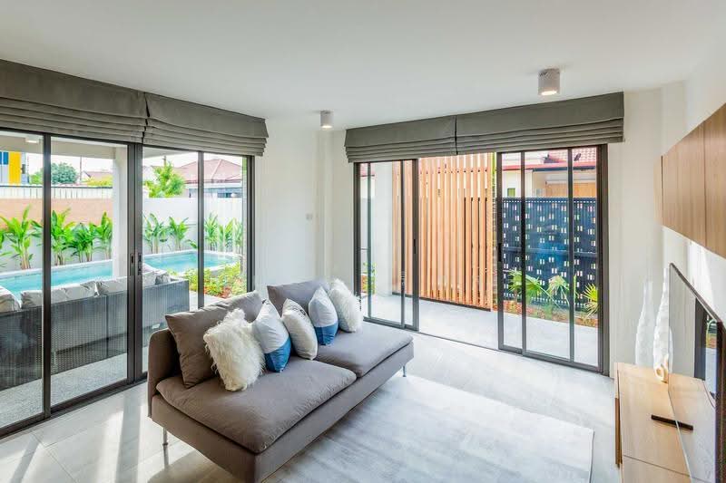 Tenanted Pool Villa 11% Yield Kad Farang Hang Dong, Chiang Mai, Ban Waen, Hang Dong, Chiang Mai, 4 Bedrooms, 180 sqm, Single Detached House For Sale, by Elijah Ridgley, 500523108 - DDproperty.com