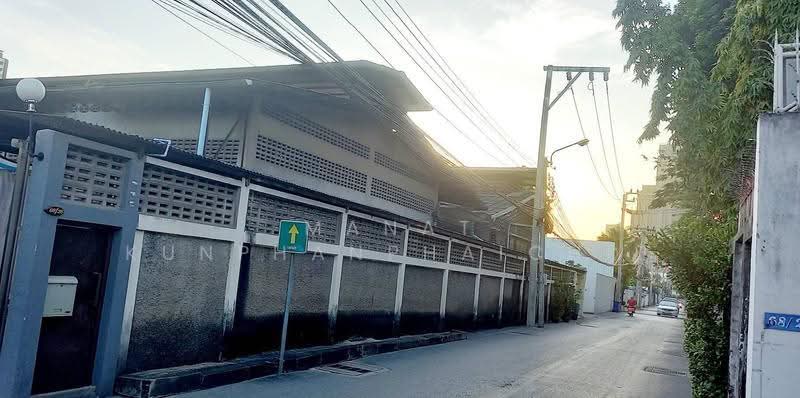 ที่ดินเอกมัย 22 | ปรีดี พนมยงค์ 41 แปลงสี่เหลี่ยมสวย, Bangkok, Khlong Tan Nua, Watthana, Bangkok, , 2,258 sqm, Land For Sale, by Manat Kunphanphaichit, 500523141 - DDproperty.com