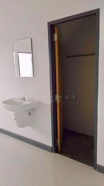 2-BR Townhouse, Prachuap Khiri Khan, Khao Noi, Pran Buri, Prachuap Khiri Khan, 2 Bedrooms, 93 sqm, Townhouse For Sale, by Woramet Jiemdumnernkit, 500523153 - DDproperty.com