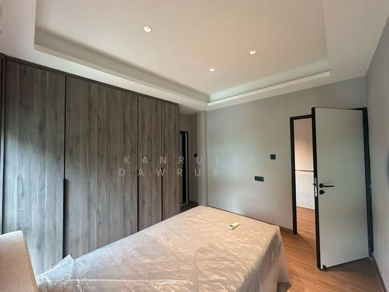 Bangkok Boulevard Signature Chaengwattana, Nonthaburi, No. 3030 Chaiyaphruek Rd., Bang Tanai, Pak Kret, Nonthaburi, 7 Bedrooms, 800 sqm, Single Detached House For Sale, by Kanrutai Dawruang, 500523178 - DDproperty.com