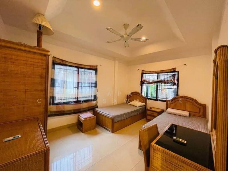 3-BR House, Chon Buri (Pattaya), Nong Pru, Bang Lamung (Pattaya), Chon Buri (Pattaya), 3 Bedrooms, 150 sqm, Single Detached House For Rent, by Jirapat Chuangsawadsak, 500523183 - DDproperty.com
