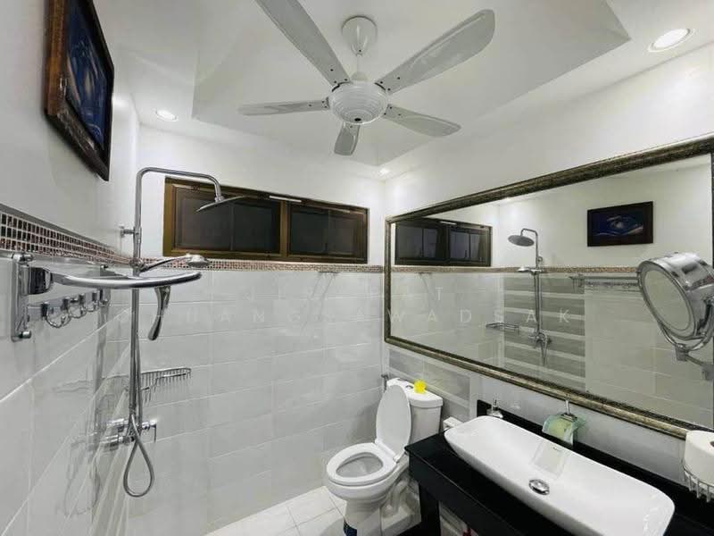 3-BR House, Chon Buri (Pattaya), Nong Pru, Bang Lamung (Pattaya), Chon Buri (Pattaya), 3 Bedrooms, 150 sqm, Single Detached House For Rent, by Jirapat Chuangsawadsak, 500523183 - DDproperty.com