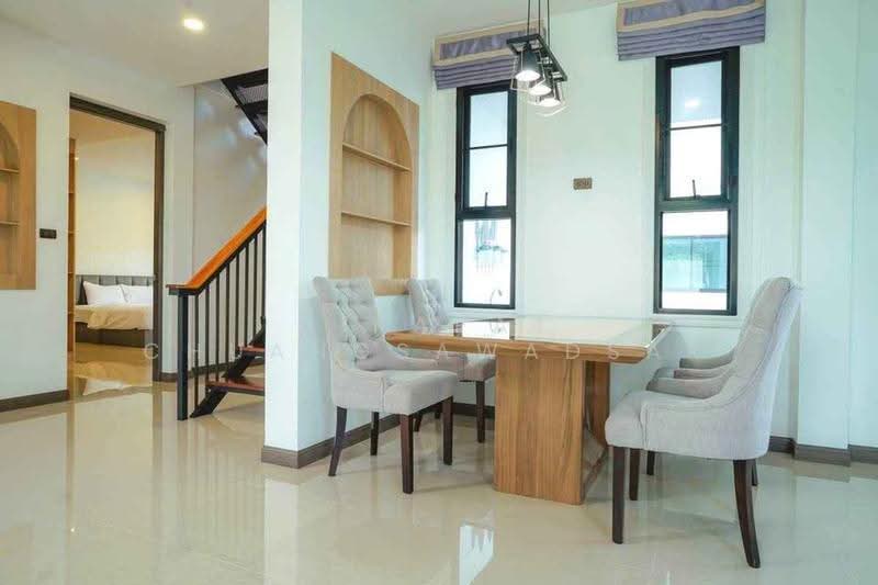 5-BR House, Chon Buri (Pattaya), Huai Yai, Bang Lamung (Pattaya), Chon Buri (Pattaya), 5 Bedrooms, 694 sqm, Single Detached House For Rent, by Jirapat Chuangsawadsak, 500523186 - DDproperty.com