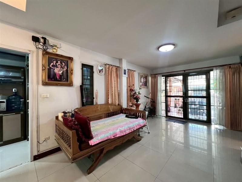 บ้านภัทรทรัพย์ ลำลูกกา-คลอง 3, Pathum Thani, ถนนลำลูกกา, Khu Khot, Lam Luk Ka, Pathum Thani, 3 Bedrooms, 150 sqm, Semi-Detached House (Twin House) For Sale, by คุณ ธนภณ ค้ำคูณ (บูม), 500523225 - DDproperty.com