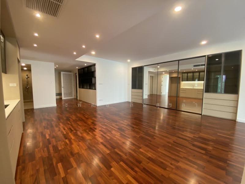 Supreme Elegance, Bangkok, Chan, Thung Maha Mek, Sathon, Bangkok, 2 Bedrooms, 196 sqm, Condo For Sale, by Thanapatana Limsouklam, 500523229 - DDproperty.com
