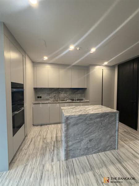 The Residences 38, Bangkok, Soi Sukhumvit 38, Phra Kanong, Khlong Toei, Bangkok, 2 Bedrooms, 125 sqm, Condo For Rent, by Nicha Peerakittikul, 500523252 - DDproperty.com