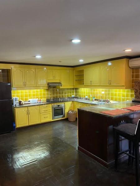Richmond Palace, Bangkok, Soi Sukhumvit 43 Sukhumvit Road, Khlong Tan Nua, Watthana, Bangkok, 2 Bedrooms, 143 sqm, Condo For Rent, by Chanikarn Lumphrom, 500523257 - DDproperty.com