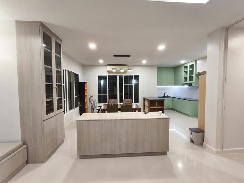 Baan Klang Krung The Nice Ratchavipha, Bangkok, 2 Kamphaeng Phet Road, Lat Yao, Chatuchak, Bangkok, 3 Bedrooms, 310 sqm, Single Detached House For Rent, by NR AGENT, 500523297 - DDproperty.com