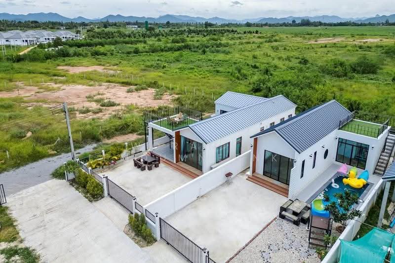 3-BR Villa, Prachuap Khiri Khan, Hin Lek Fai, Hua Hin, Prachuap Khiri Khan, 3 Bedrooms, 150 sqm, Villa For Sale, by Woramet Jiemdumnernkit, 500523344 - DDproperty.com
