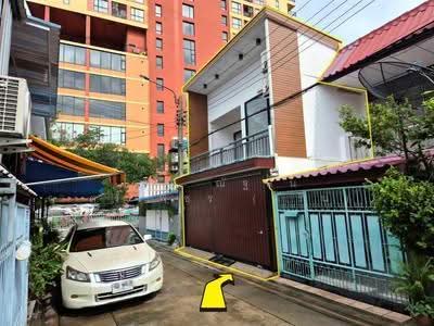 ขาย - ทาวน์เฮ้าส์ 2 ชั้น 21 ตร.ว. ซอยประชาราษฎร์บำเพ็ญ16 (ซอยวิจิตรชัย) ถนนรัชดาภิเษก, กรุงเทพ