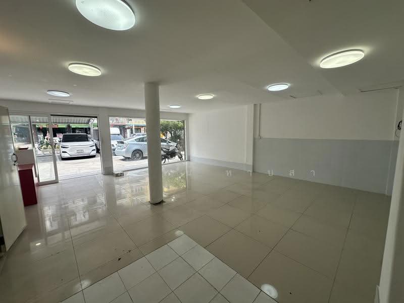 สุทธิสาร, Bangkok, Huai Khwang, Bangkok, , 120 sqm, Shophouse For Rent, by ฉัฐมณฑน์ หาบสา, 500523368 - DDproperty.com
