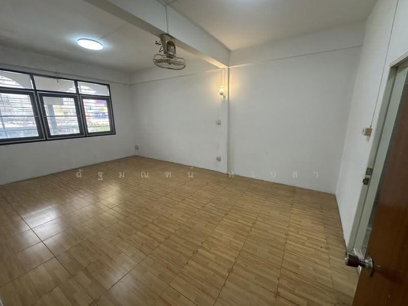 สุทธิสาร, Bangkok, Huai Khwang, Bangkok, , 120 sqm, Shophouse For Rent, by ฉัฐมณฑน์ หาบสา, 500523368 - DDproperty.com
