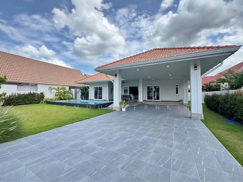 3-BR House, Prachuap Khiri Khan, Nong Kae, Hua Hin, Prachuap Khiri Khan, 3 Bedrooms, 295 sqm, Single Detached House For Sale, by Woramet Jiemdumnernkit, 500523369 - DDproperty.com