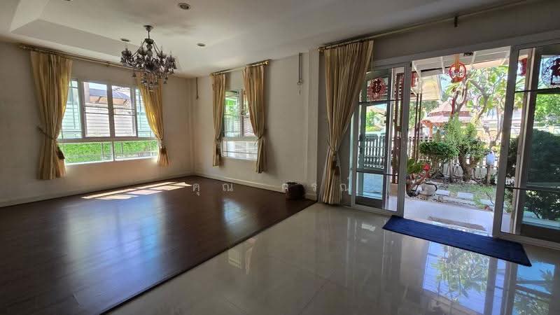 Chaiyapruek Petchkasem 81, Bangkok, Soi Petchkasem 81 Petchkasem Road, Nong Kang Plu, Nong Khaem, Bangkok, 3 Bedrooms, 290 sqm, Single Detached House For Sale, by Mr Gon, 500523410 - DDproperty.com