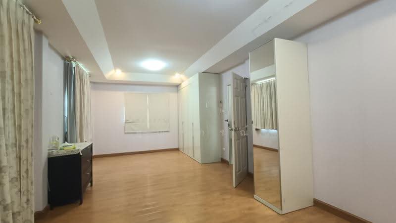 Chaiyapruek Petchkasem 81, Bangkok, Soi Petchkasem 81 Petchkasem Road, Nong Kang Plu, Nong Khaem, Bangkok, 3 Bedrooms, 290 sqm, Single Detached House For Sale, by Mr Gon, 500523410 - DDproperty.com