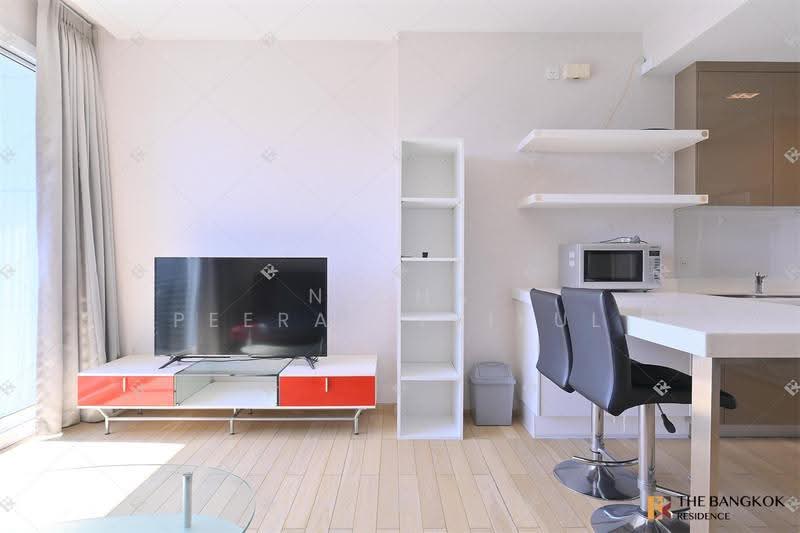 Siri At Sukhumvit, Bangkok, 902 Sukhumvit Road, Phra Kanong, Khlong Toei, Bangkok, 2 Bedrooms, 70 sqm, Condo For Rent, by Nicha Peerakittikul, 500523420 - DDproperty.com