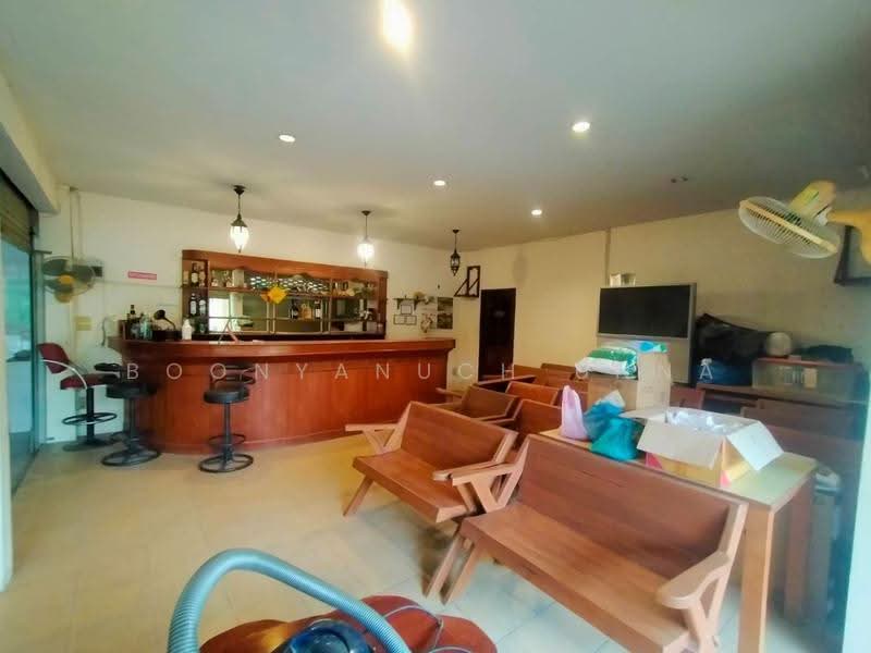 4-BR House, Chon Buri (Pattaya), Poong, Bang Lamung (Pattaya), Chon Buri (Pattaya), 4 Bedrooms, 445 sqm, Single Detached House For Sale, by Boonyanuch Unna, 500523467 - DDproperty.com