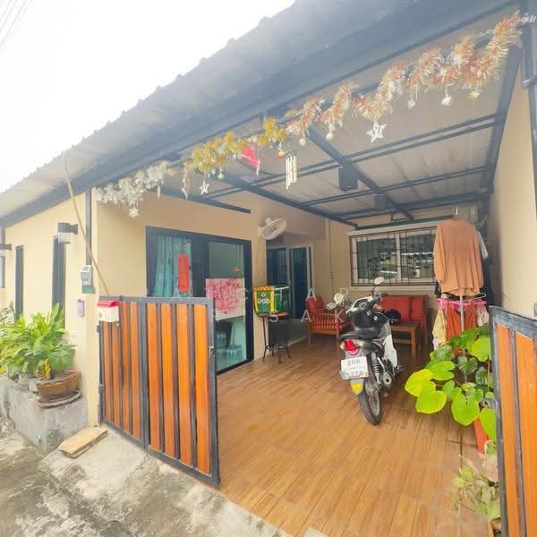 2-BR Townhouse, Chon Buri (Pattaya), Nong Pru, Bang Lamung (Pattaya), Chon Buri (Pattaya), 2 Bedrooms, 104 sqm, Townhouse For Sale, by Patchara Srisak, 500523474 - DDproperty.com