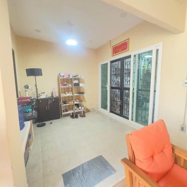 2-BR Townhouse, Chon Buri (Pattaya), Nong Pru, Bang Lamung (Pattaya), Chon Buri (Pattaya), 2 Bedrooms, 104 sqm, Townhouse For Sale, by Patchara Srisak, 500523474 - DDproperty.com