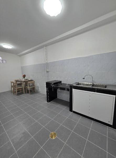 2-BR Townhouse, Chon Buri (Pattaya), Nong Pru, Bang Lamung (Pattaya), Chon Buri (Pattaya), 2 Bedrooms, 108 sqm, Townhouse For Sale, by Patchara Srisak, 500523486 - DDproperty.com